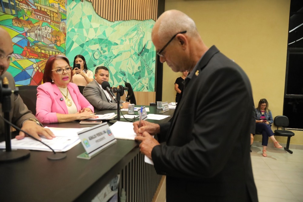 Com licença de Waldecir Fernandes, Luiz Plácido dos Santos assume vaga na Câmara