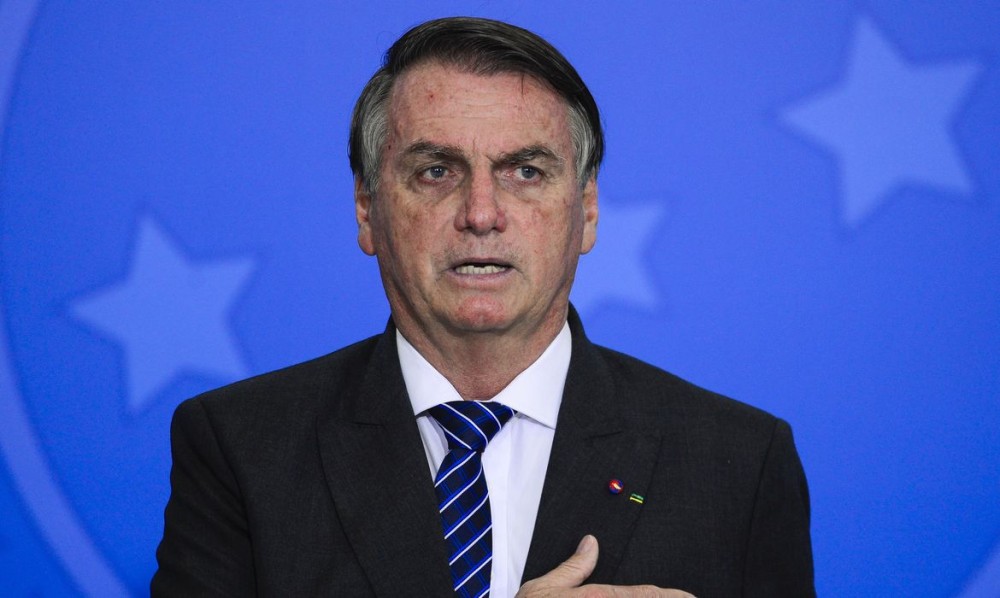 Bolsonaro passa mal e é atendido com urgência em hospital no Rio Grande do Norte