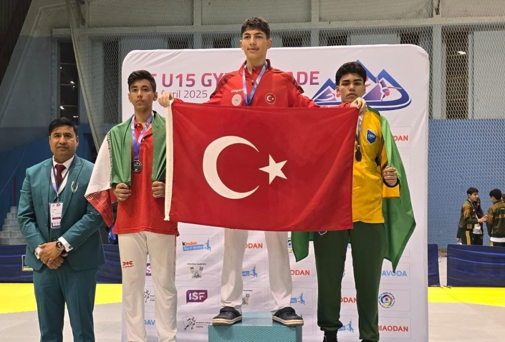 Atleta de Ponta Porã conquista bronze no Mundial Escolar de Taekwondo na Sérvia