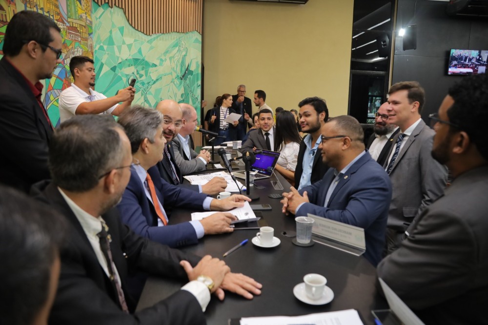 Vereadores aprovam piso salarial de Agentes de Saúde e Endemias