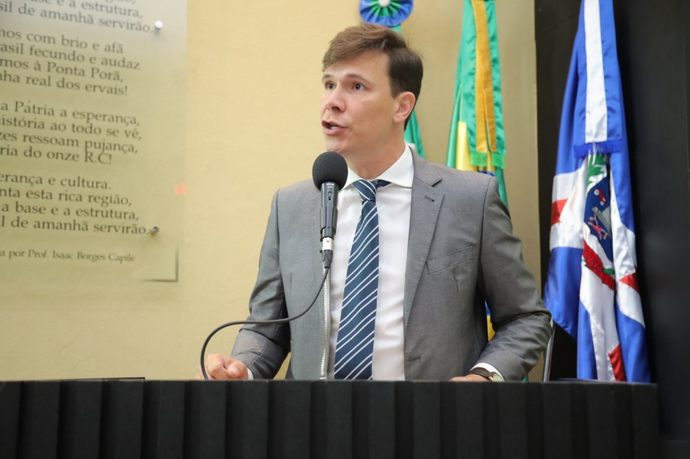 Gabriel Arce solicita melhorias da sinalização em pontos de grande movimentação na região norte