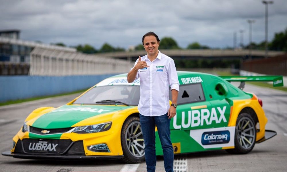 Massa volta ao Brasil para correr na Stock Car 2021