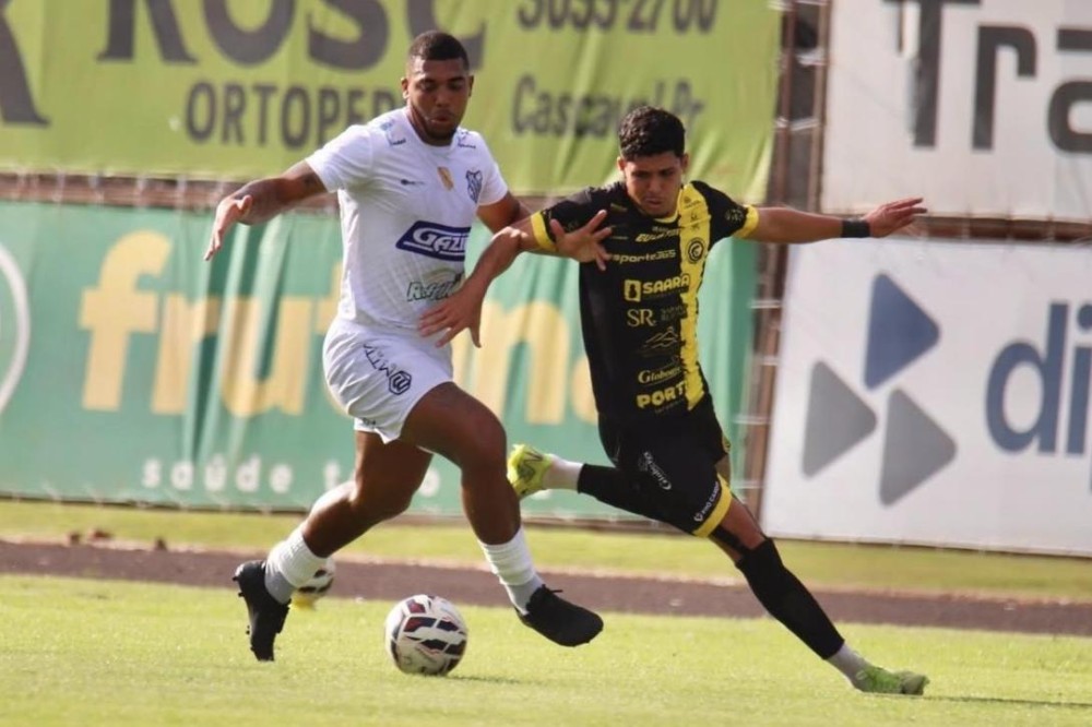 Operário perde para Cascavel e se afasta da zona de classificação na Série D do Brasileiro
