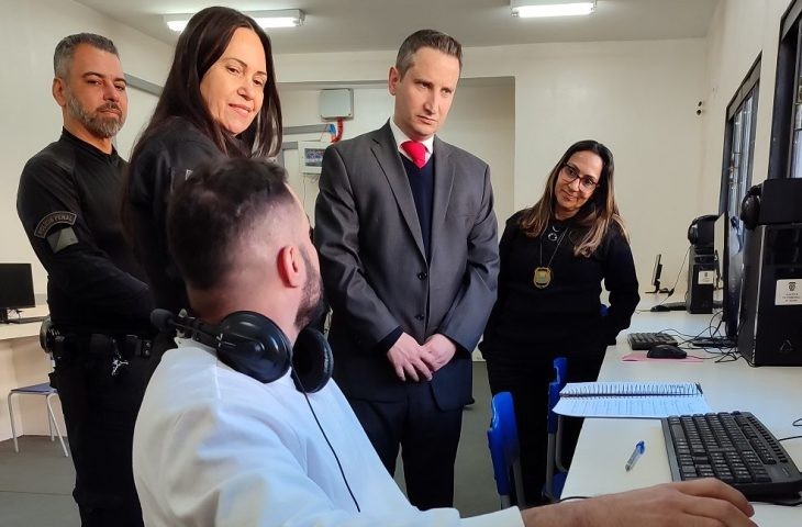 Projeto vai ofertar 300 cursos virtuais gratuitos em unidades prisionais de MS
