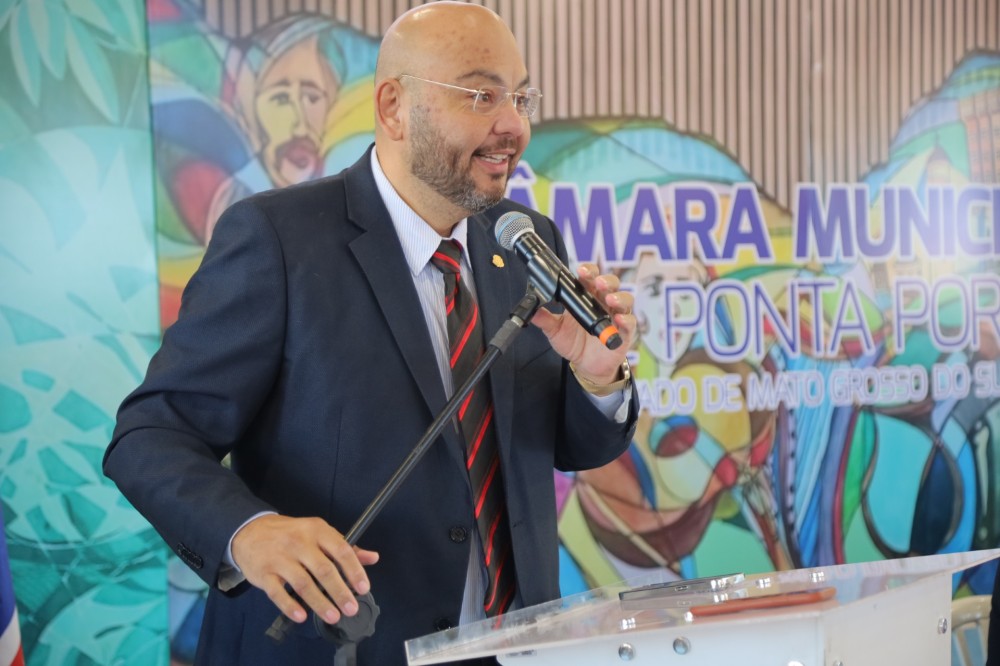 Agnaldo Pereira Lima cobra atendimento pediátrico diário em Sanga Puitã