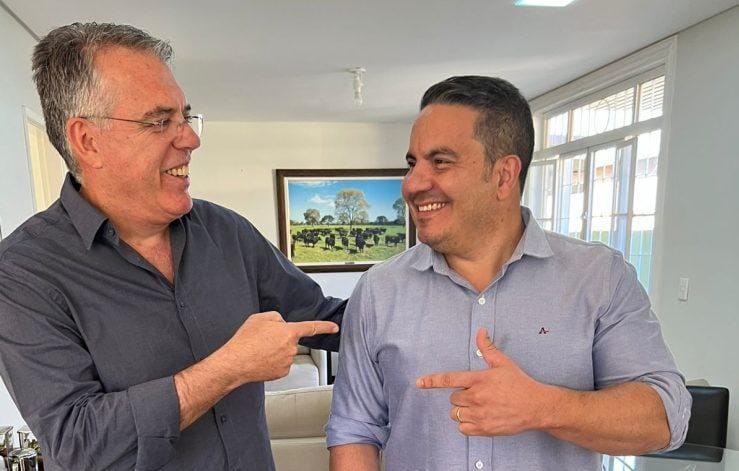 Eduardo Campos se licencia do cargo e Patrick Derzi assume a prefeitura de Ponta Porã
