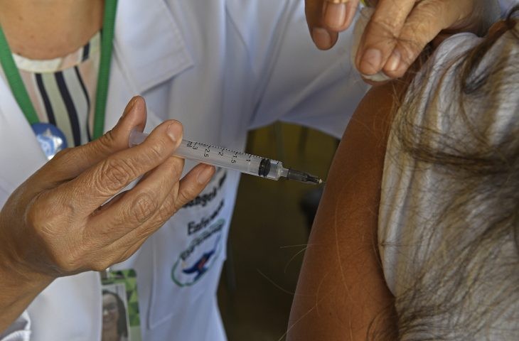 SES reforça vacinação contra coqueluche diante de aumento de casos no país