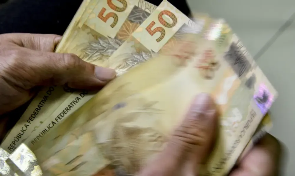 Beneficiários com NIS de final 6 recebem Bolsa Família nesta terça