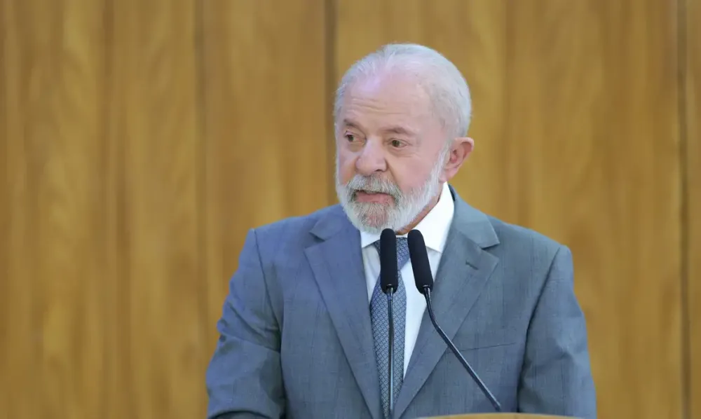 Lula regulamenta a Lei de Reciprocidade Comercial