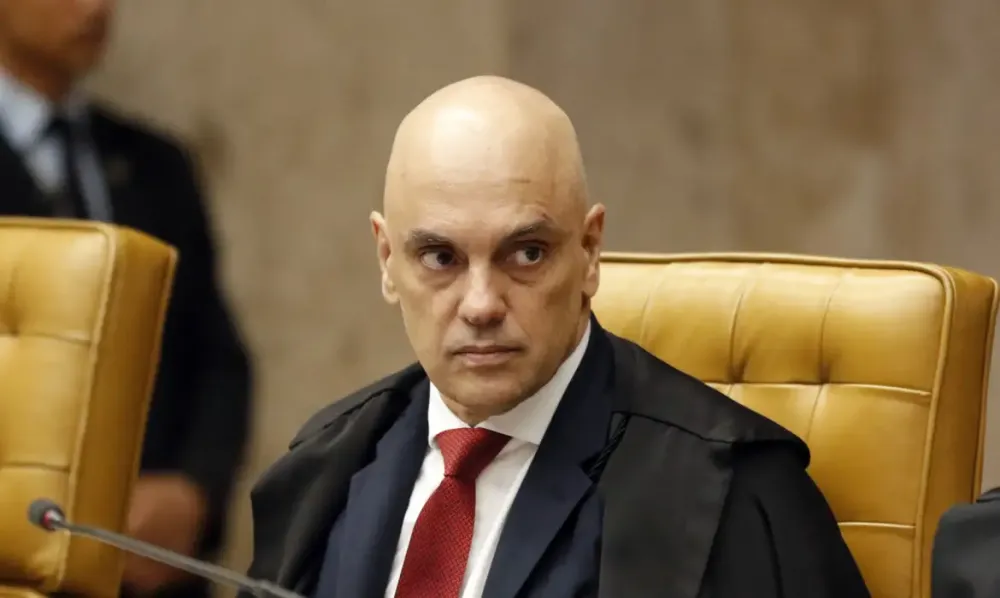 Alexandre de Moraes decide validar decreto do IOF