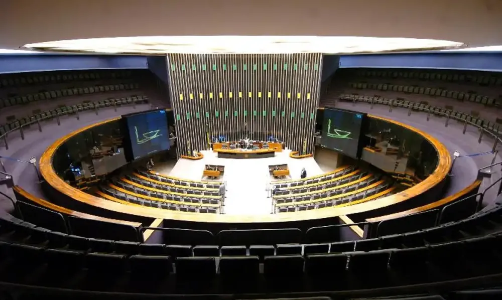 Lula veta aumento de número de deputados na Câmara