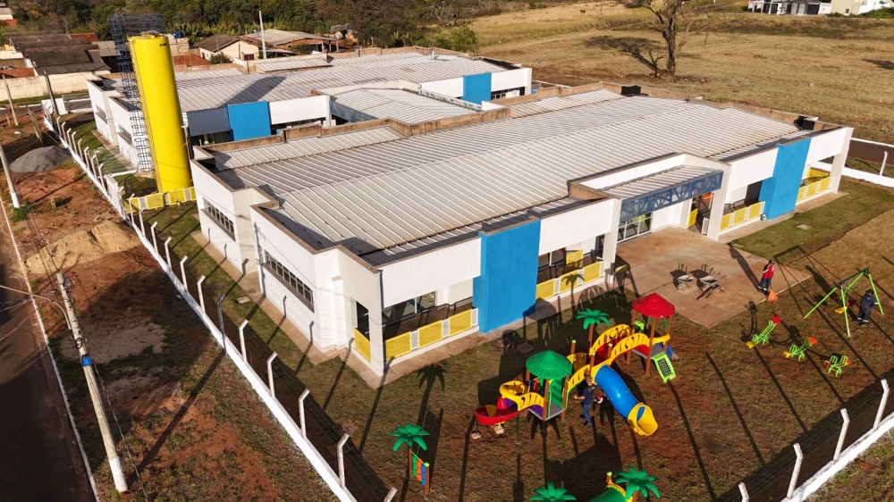 Comunidade do Bosque Carandá recebe novo Centro de Educação Infantil