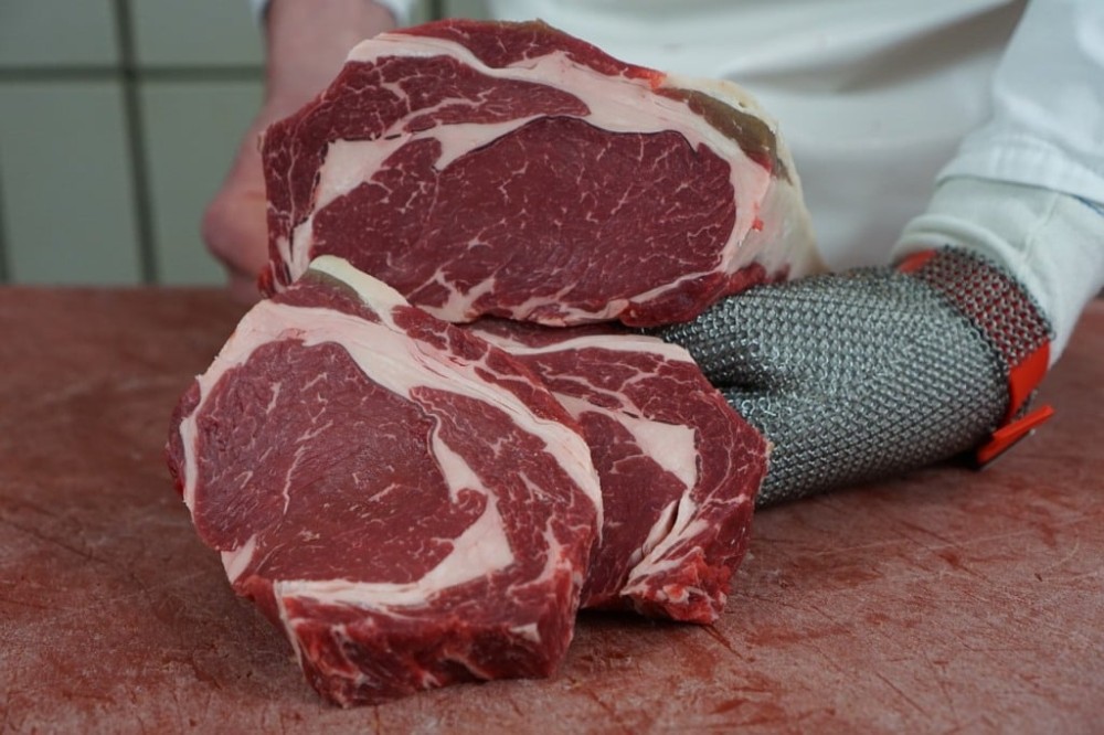 Exportações de carne bovina batem recorde em junho; tarifaço de Trump preocupa frigoríficos