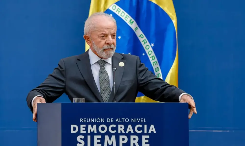 Democracia corre risco como no período nazista, diz Lula