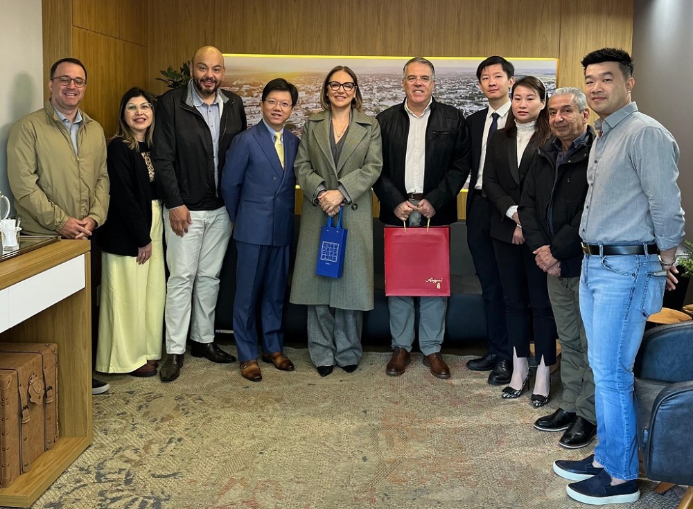 Cônsul e secretário da Embaixada da China visitam prefeitura de Ponta Porã