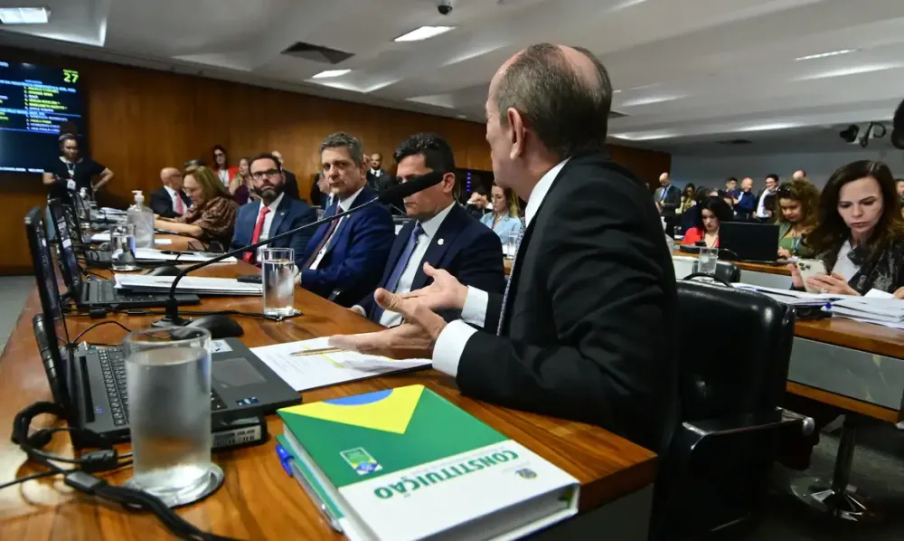 CCJ do Senado aprova voto impresso no novo Código Eleitoral