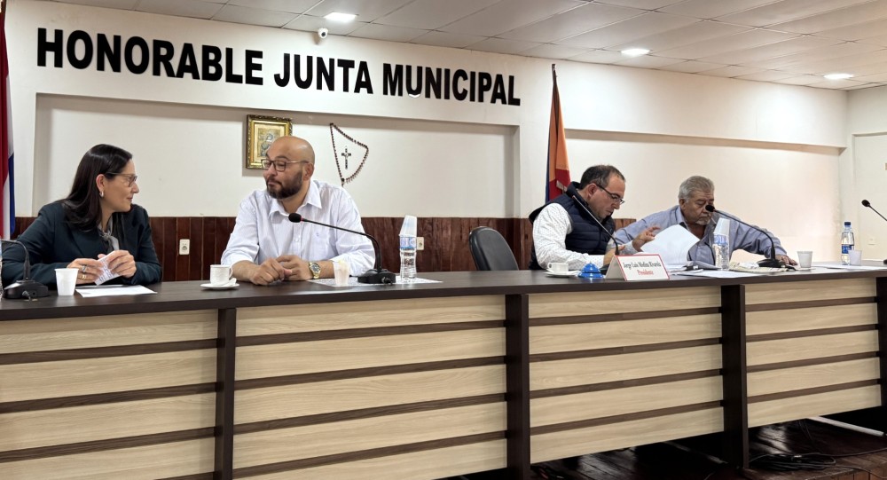 Presidente da Câmara de Ponta Porã apresenta em Pedro Juan balanço de missão Legislativa