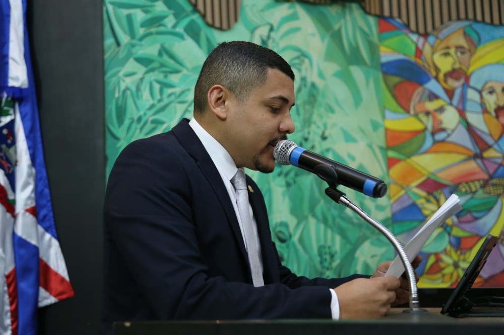 Leandro Bitencourt cobra melhorias na iluminação pública em diferentes bairros de Ponta Porã