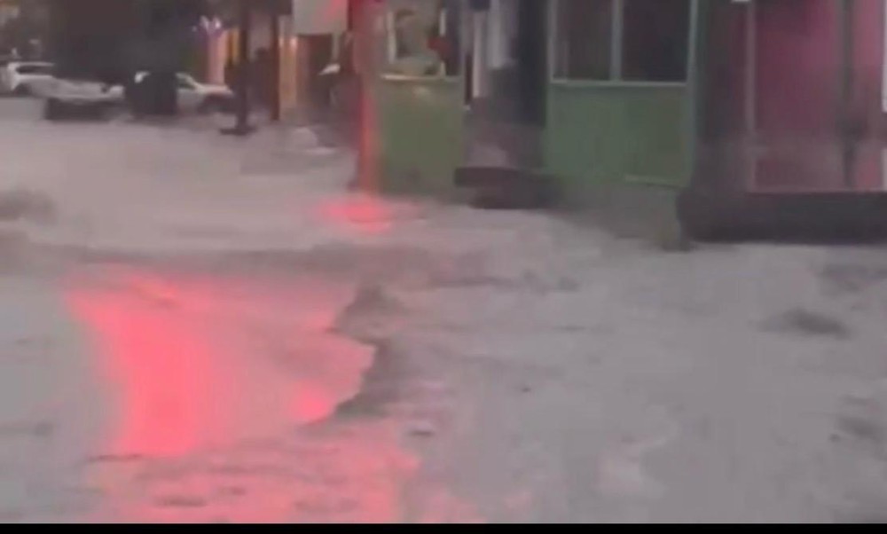 ASSISTA: Temporal assusta e causa estragos em Ponta Porã