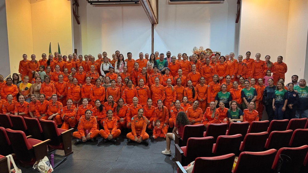 Lia Nogueira participa da abertura do 13º Encontro de Bombeiras e reforça protagonismo feminino em MS
