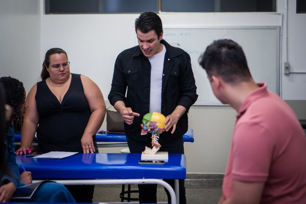 Acadêmicos vivenciam práticas inovadoras durante a Jornada de Fisioterapia da UNIGRAN