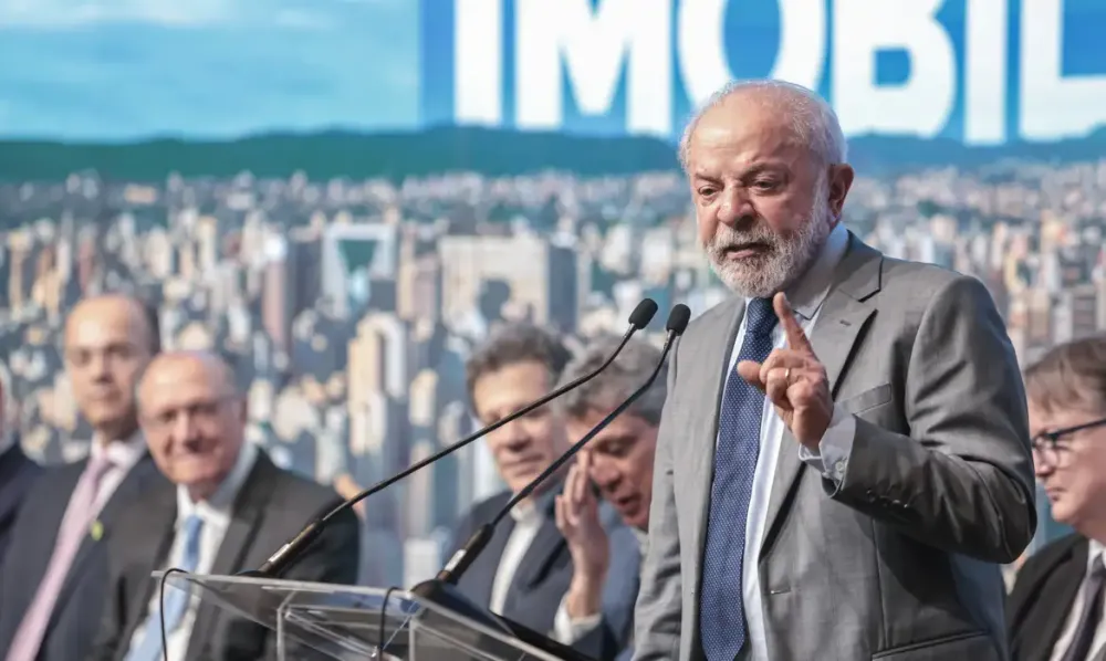 Nunca deveria ter sido truncada, diz Lula sobre relação com Trump