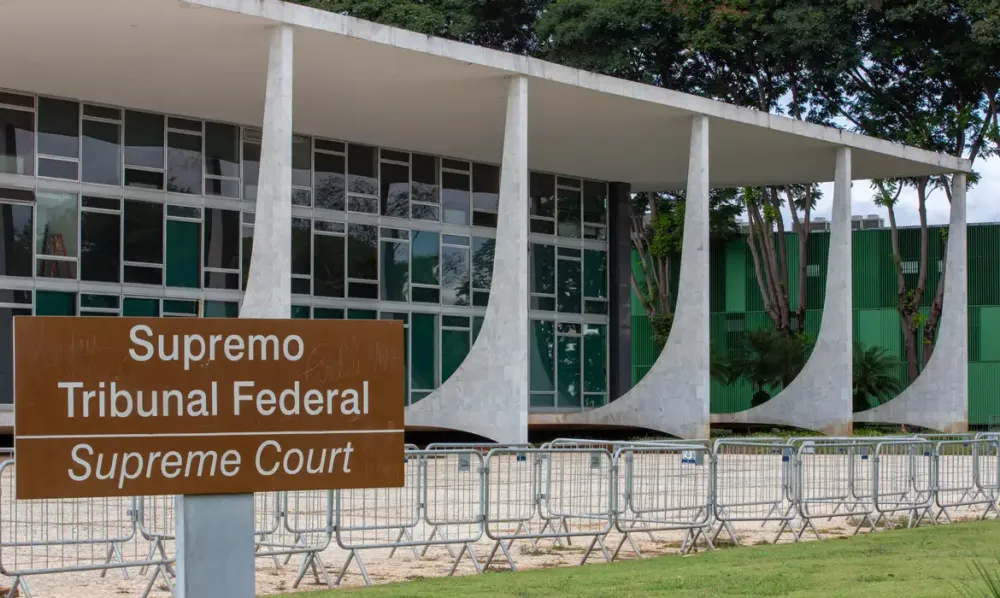 STF reconhece fim da ação penal do golpe para Mauro Cid