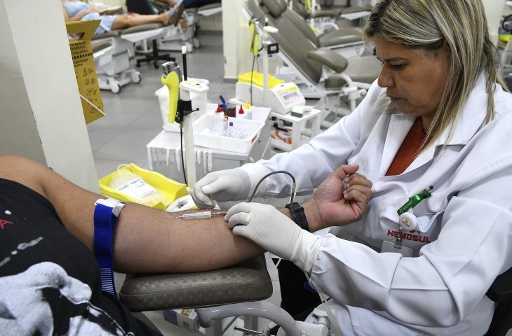 Hemosul pede apoio da população para estoque de plaquetas e sangue A+ e O+