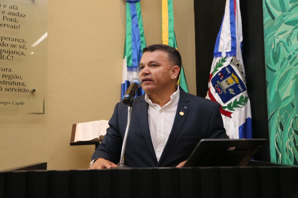 Vereador Subtenente Morinigo solicita quebra-molas na Rua Benjamin Constant