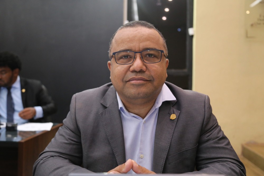 Vereador Jelson Bernabé reforça pedido por melhorias viárias no Jardim Independência