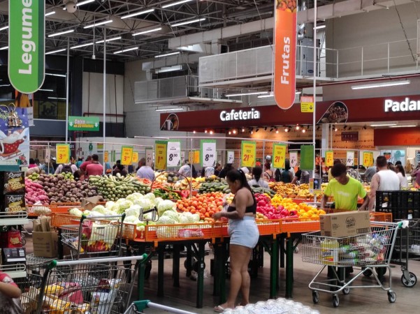 Cesta de Natal deverá ter alta de 4,5%, abaixo da inflação de 2024