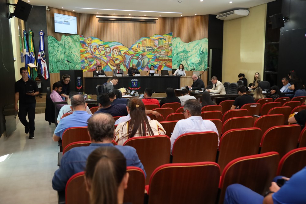 Vereadores aprovam dezenas de projetos Lei Orçamentária 2026 é pautada