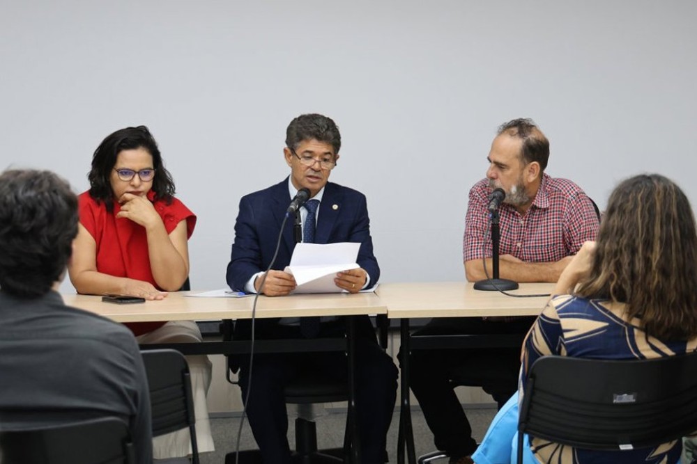 Defasagem salarial de professores da Uems é debatida na Comissão de Educação da Alems