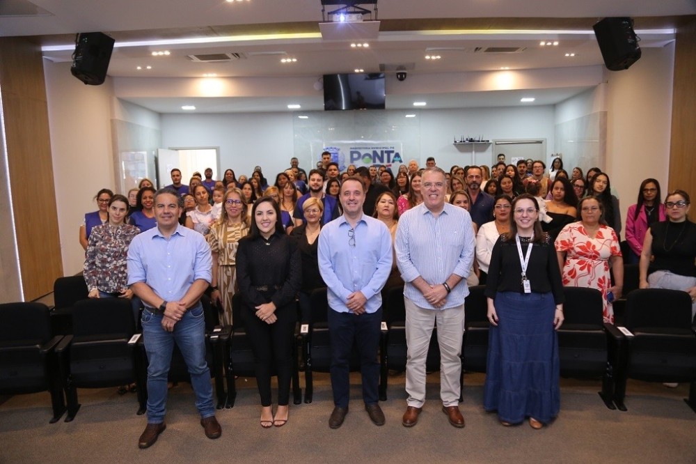 Servidores recebem certificado de formatura do programa Mais Saúde com Agente