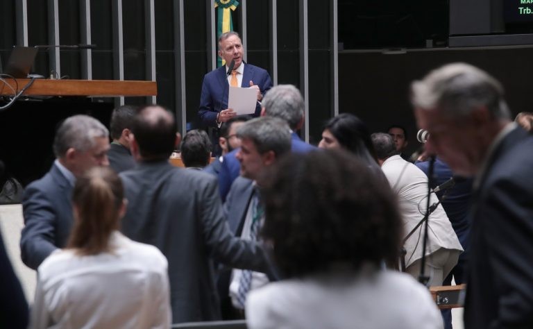 Reforma tributária começa fase de transição com testes de novos impostos; entenda