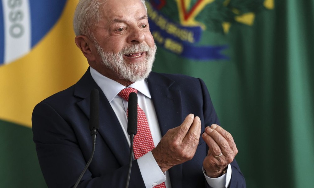 Lei autoriza pagamento retroativo de direitos suspensos na pandemia