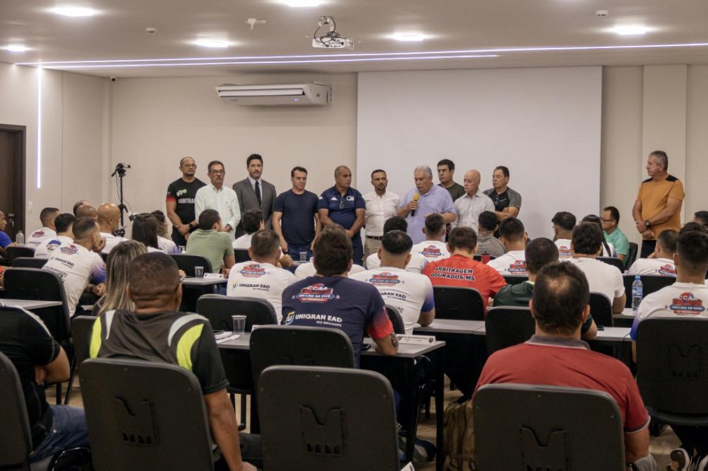 Comissão de Arbitragem da FFMS inicia treinamento intensivo para árbitros e assistentes