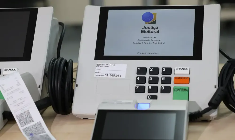 TSE propõe novas regras e recebe sugestões sobre eleições de 2026