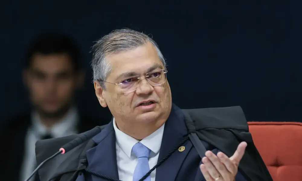Dino dá prazo para estados e municípios explicarem emendas para Perse