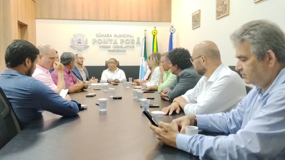 Vereadores recebem secretário de Obras, encaminham demandas e cobram atenção aos bairros de Ponta Porã