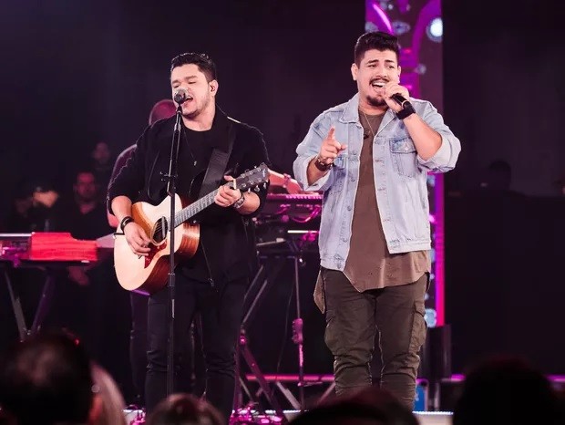 João Gustavo e Murilo se apresentam no Verão no Parque neste sábado