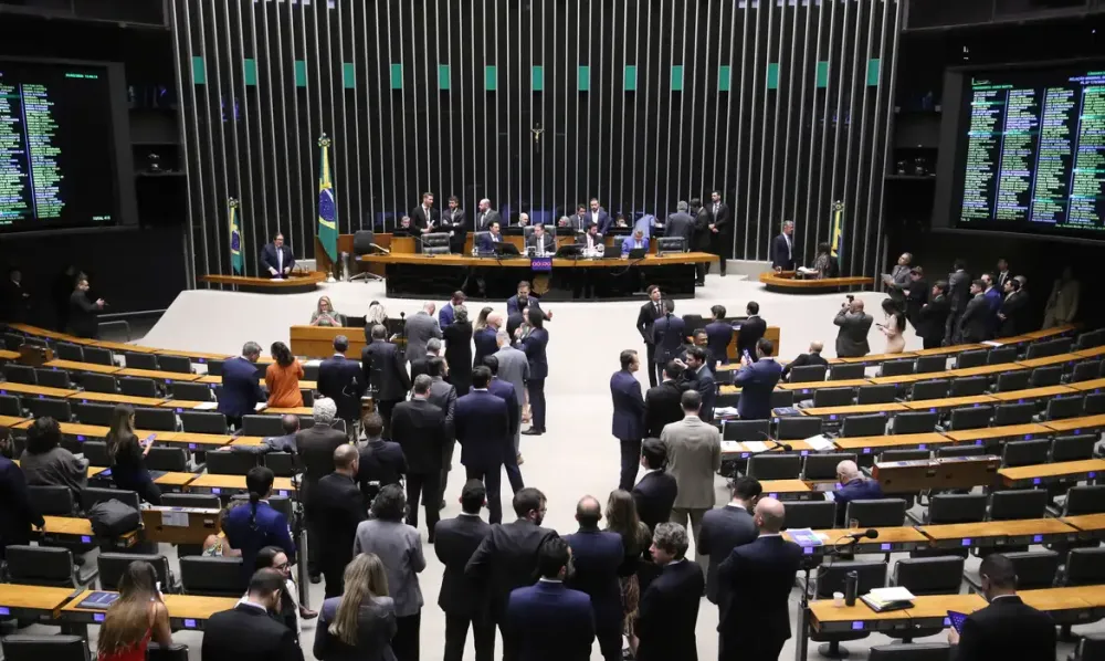 Câmara aprova projeto que cria a Universidade Federal do Esporte