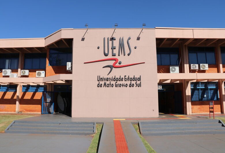 Pró-Reitoria lança seleção de Projetos de Ensino com bolsas para cursos de graduação da Uems