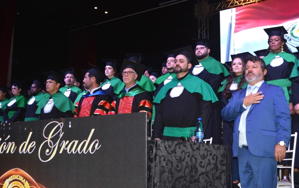UCP de Pedro Juan Caballero forma maior turma de médicos da história na fronteira
