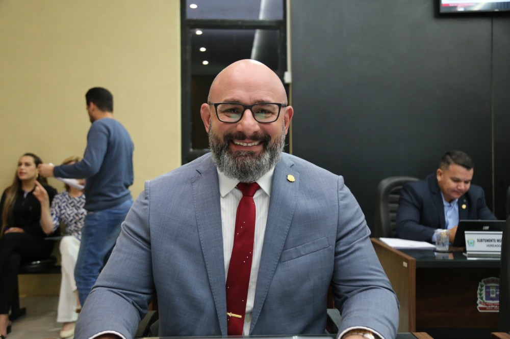 Carlos Bordão quer que a prefeitura faça melhorias no Bairro da Granja