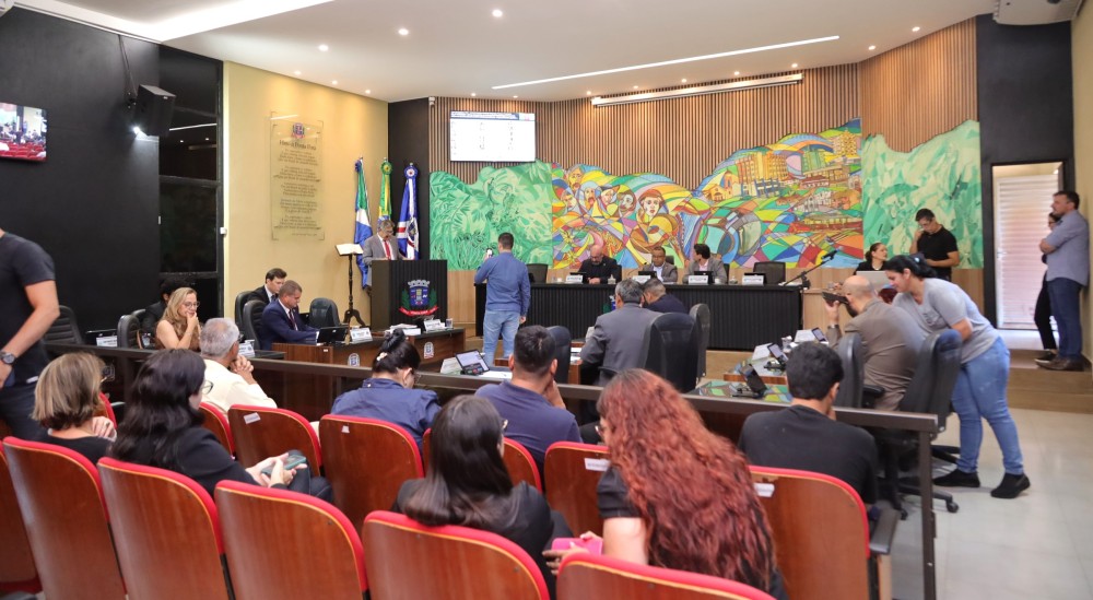 Câmara de Ponta Porã aprova contas de 2019 da gestão Hélio Peluffo Filho