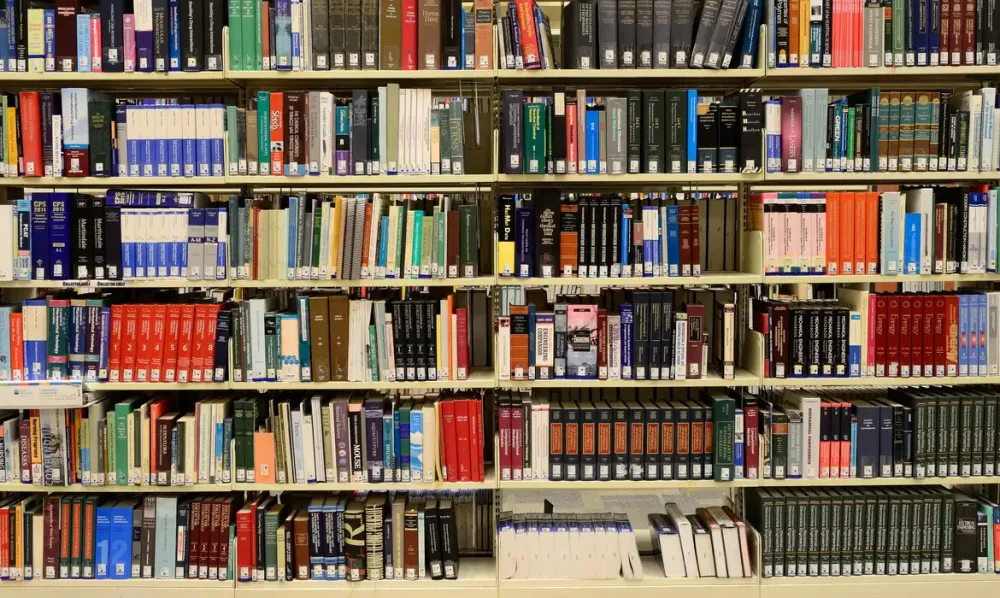 MEC disponibiliza aplicativo gratuito com 8 mil livros