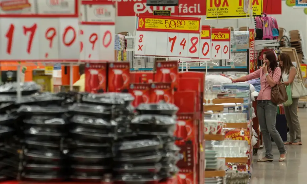 Inflação oficial chega a 0,88% em março, diz IBGE
