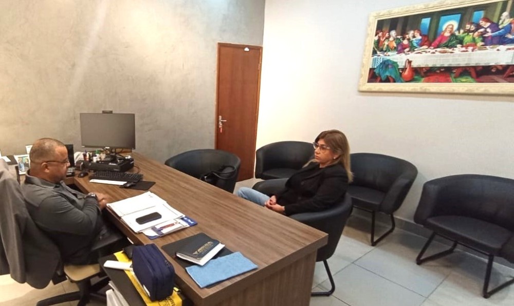 Jelson Bernabé recebe coordenadora do Procon tendo como pauta a Energisa