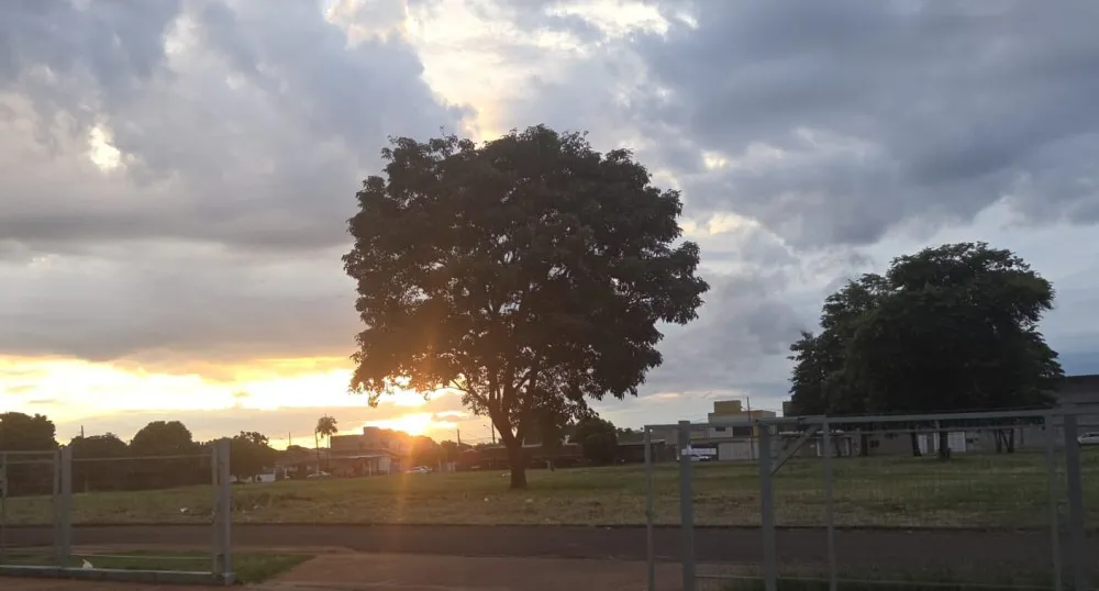 Segunda-feira começa com tempo firme, mas chuva deve chegar à tarde em Ponta Porã